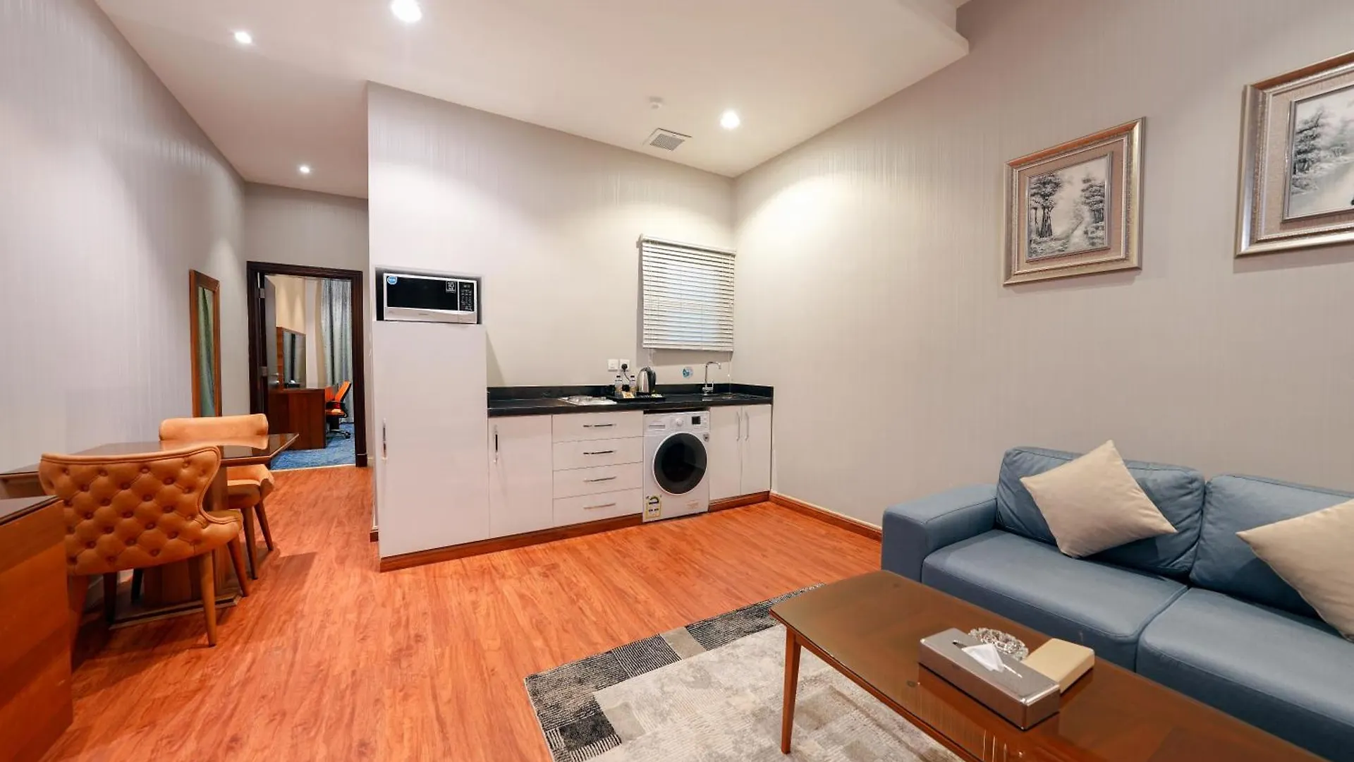 Celine Home Serviced Apartment Al Malqa Riyadh 4*,